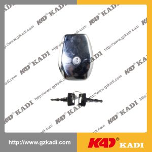 BAJAJ BOXER BM100 Bloqueo del depósito de combustible