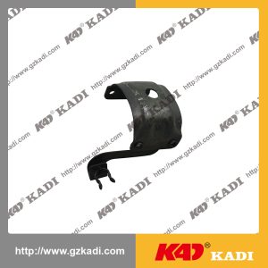 BAJAJ DISCOVER 125ST Soporte de guardabarros delantero