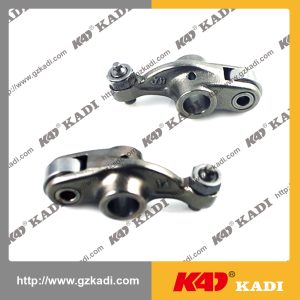 HONDA CBF150 Brazo rockero inferior