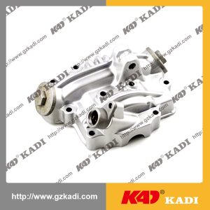 SUZUKI EN125 Cubierta de tapa de cilindro