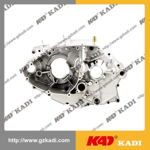 SUZUKI EN125 Crankcase Cover