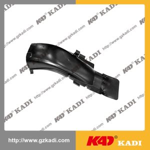 SUZUKI GN125 Rear section of rear fender