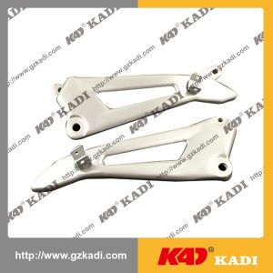 YAMAHA YBR125 Rear Footrest Bracket